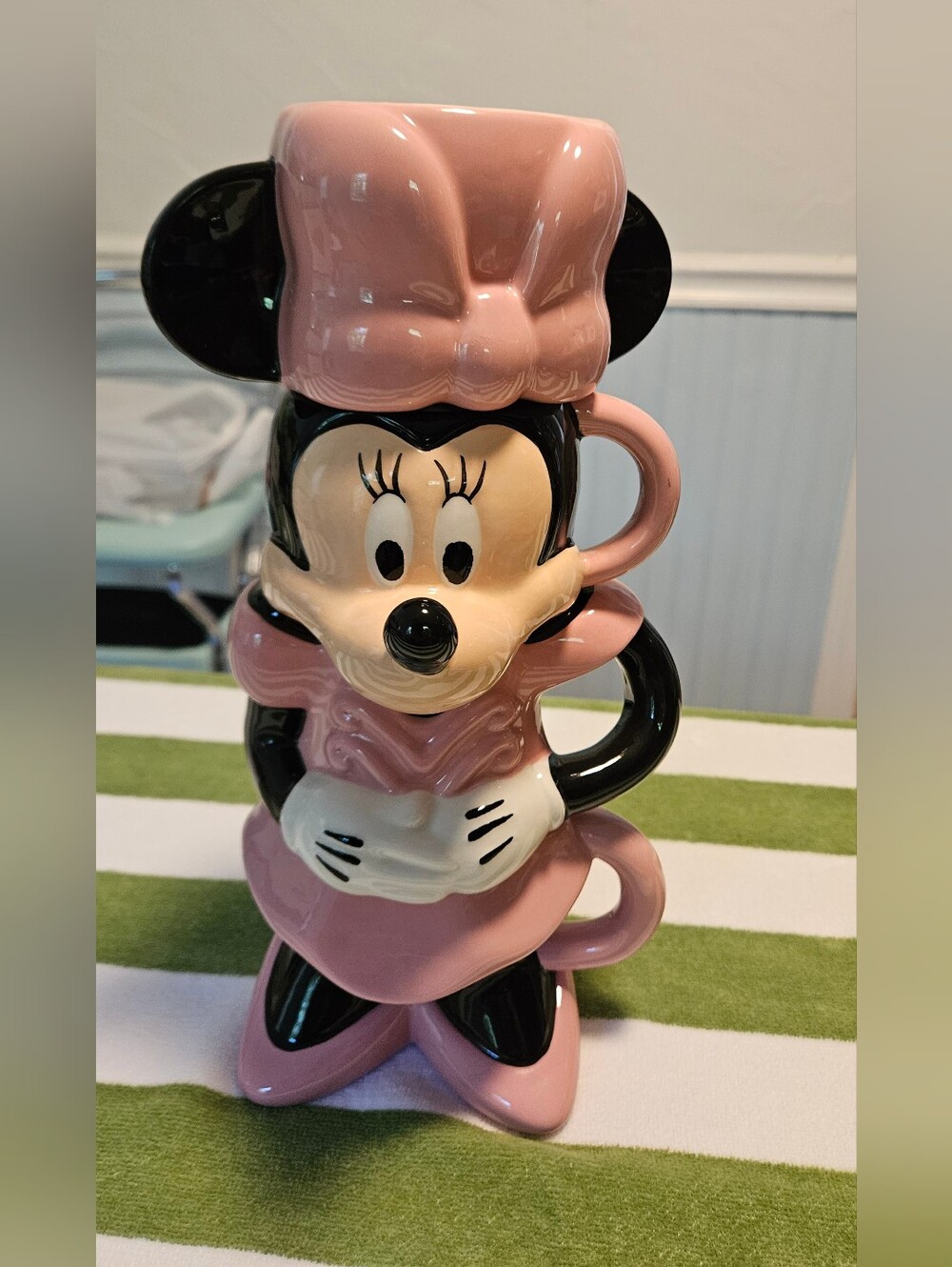 Disney Minnie Mouse Pink and Black Stacked Ceramic Mug Tower